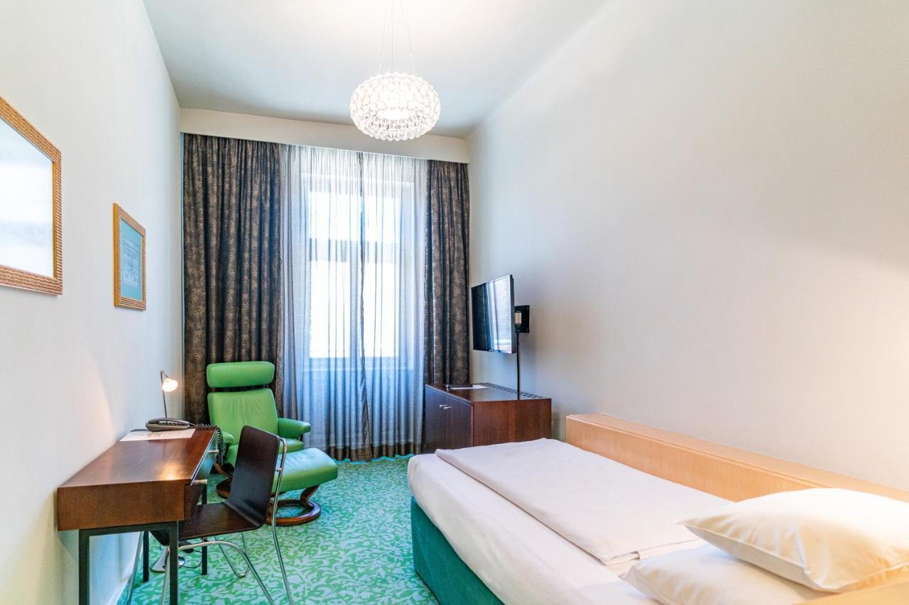 König Von Ungarn Hotel 4*