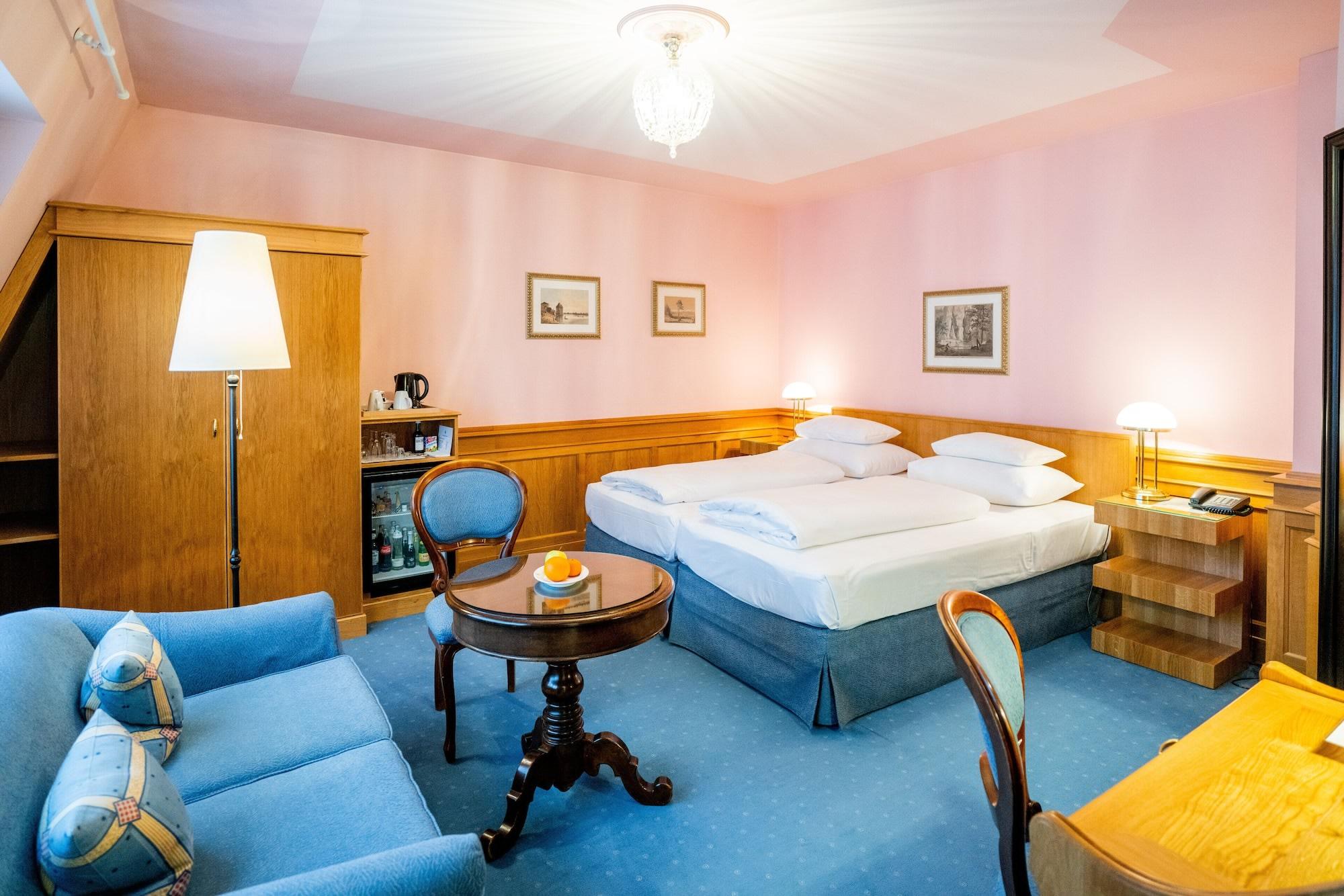 König Von Ungarn 4*